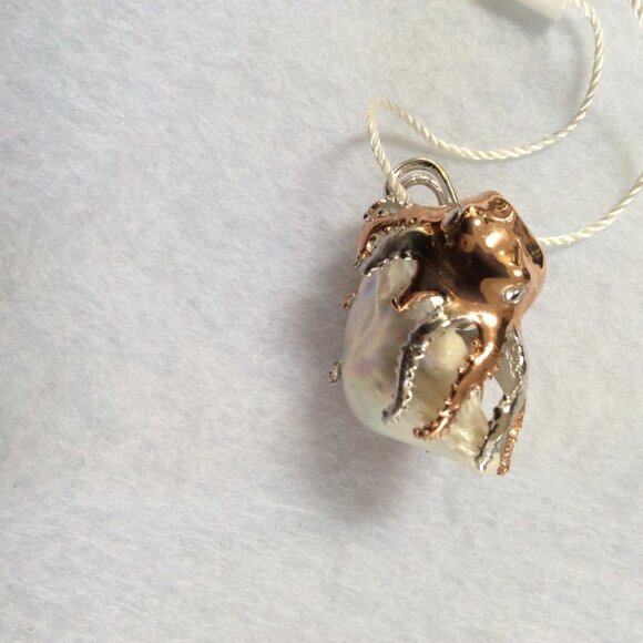 NWT14K ROSE & WHITE GOLD LARGE Natural Baroque Pearl 40.5x40mm Pendant MSRP $700 - Picture 3 of 5